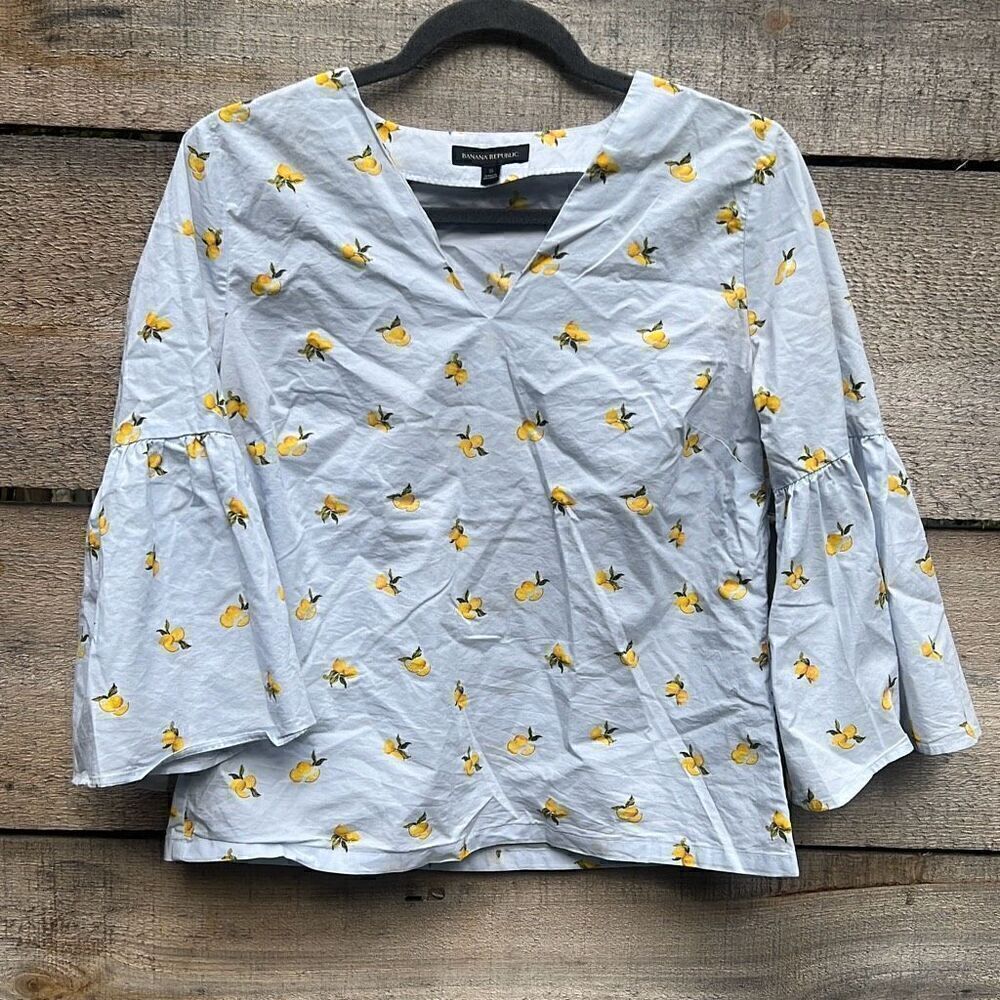 Banana Republic Women's Blue Lemon Print Bell Sleeve V-Neck Top